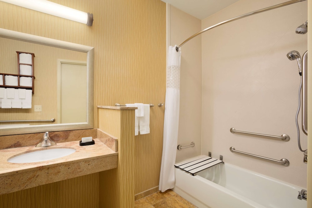 Hampton Inn Fort Worth Southwest Cityview 7/29