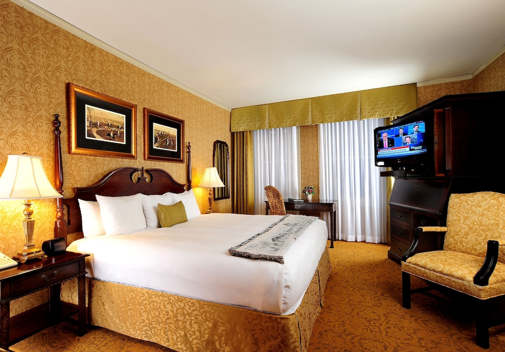 The Brown Hotel 20/61