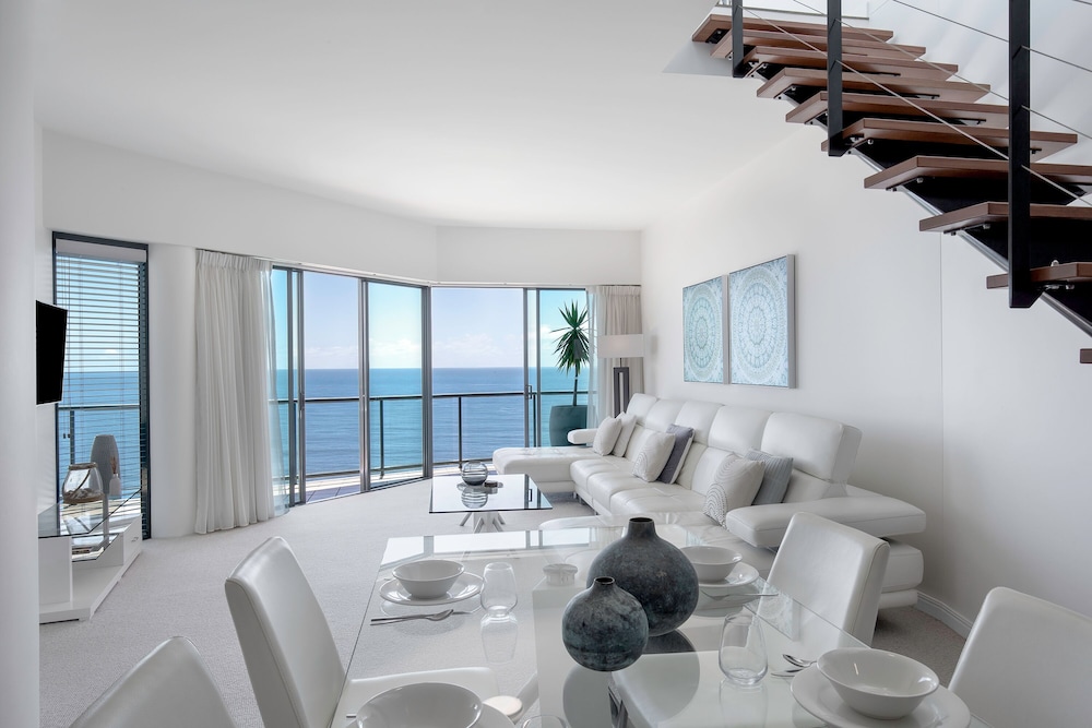 Mantra Mooloolaba Beach 29/72