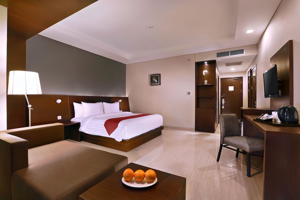 Aston Imperial Bekasi Hotel & Conference Center 24/53