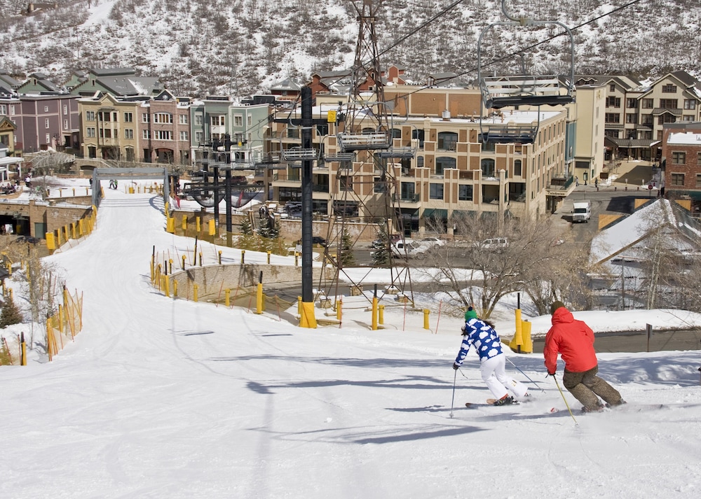 The Caledonian By All Seasons Resort Lodging 65/80
