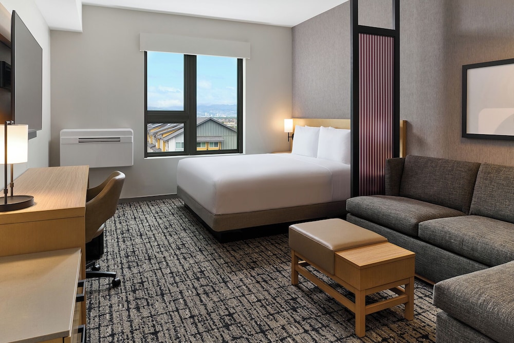 Hyatt Place at Ho'opili 33/50