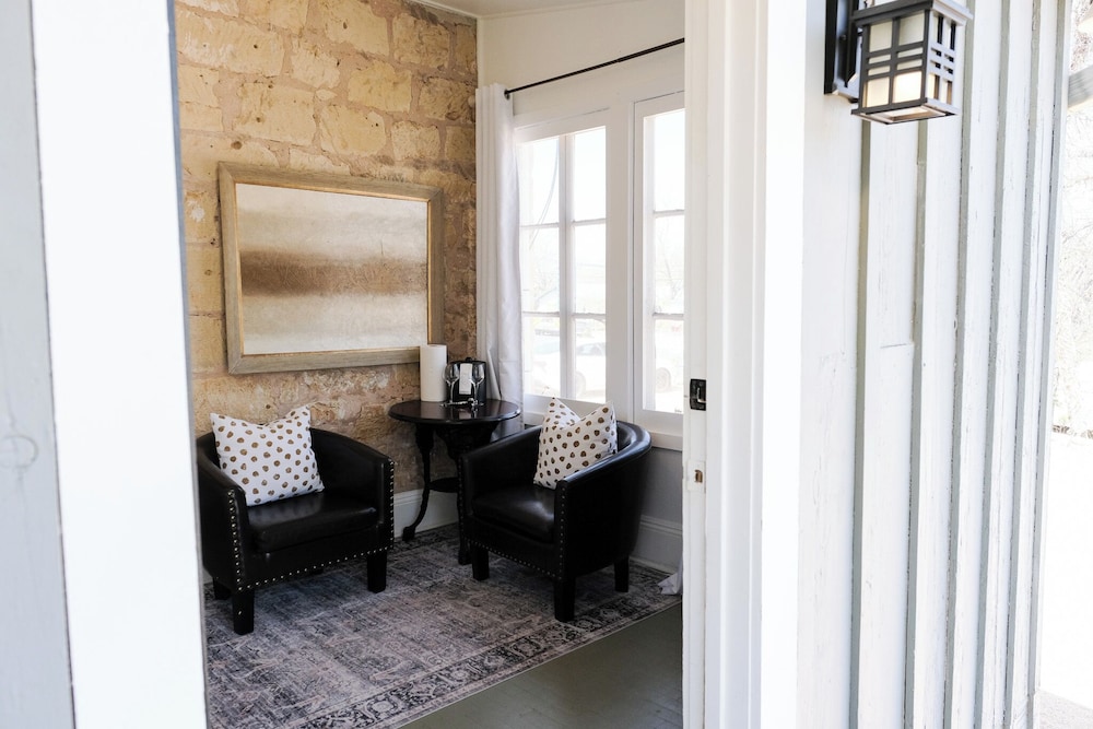 Inn Above Town Creek 46/50