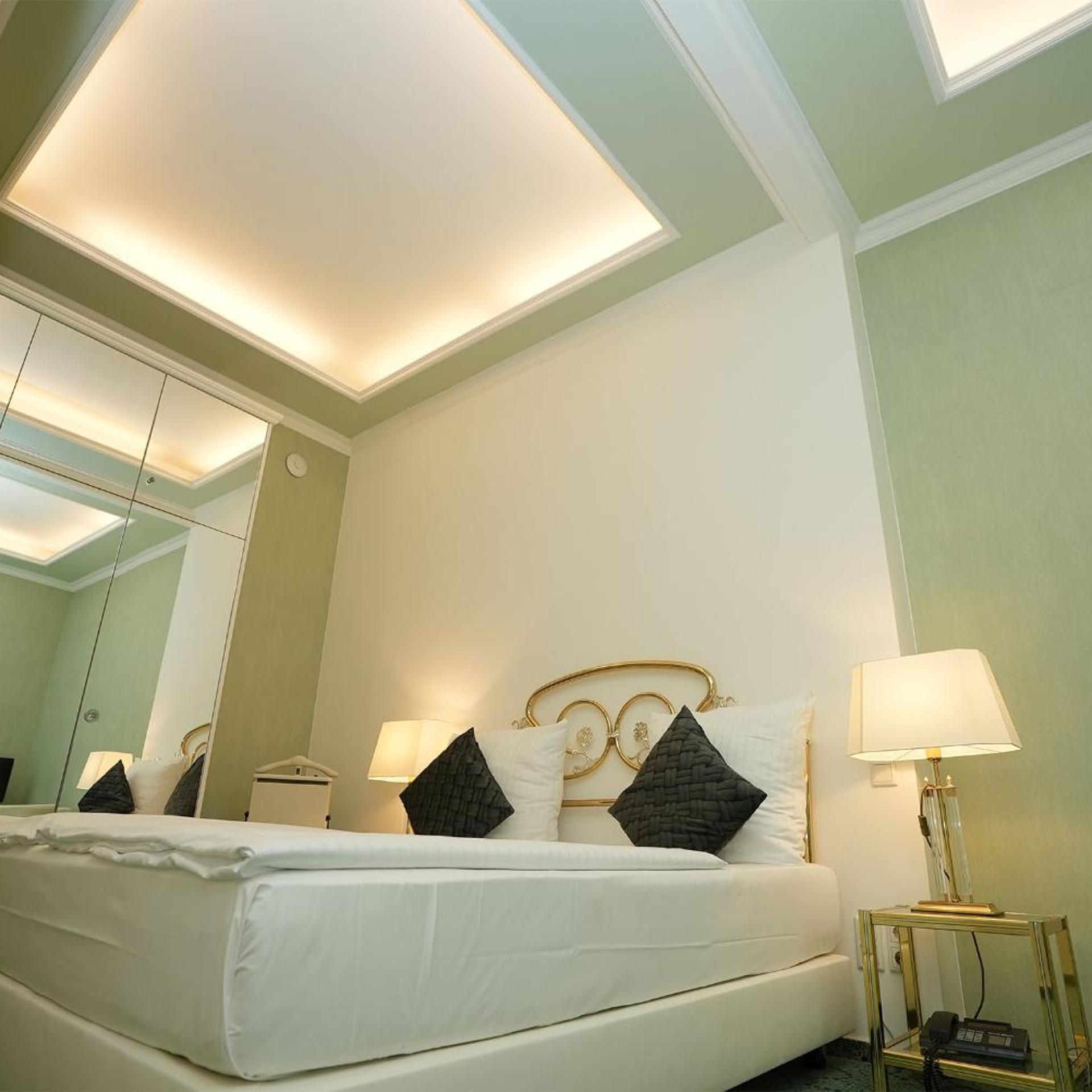 جناح بسرير كينج، Hotel Palmenhof 3/9