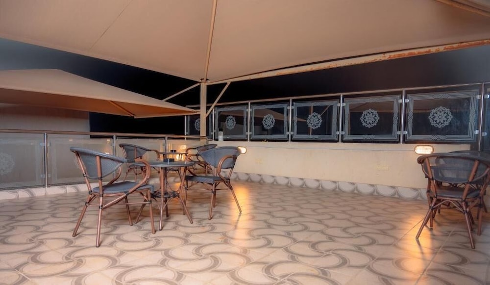 فندق عرين جدة(Areen Hotel Jeddah) 14/22