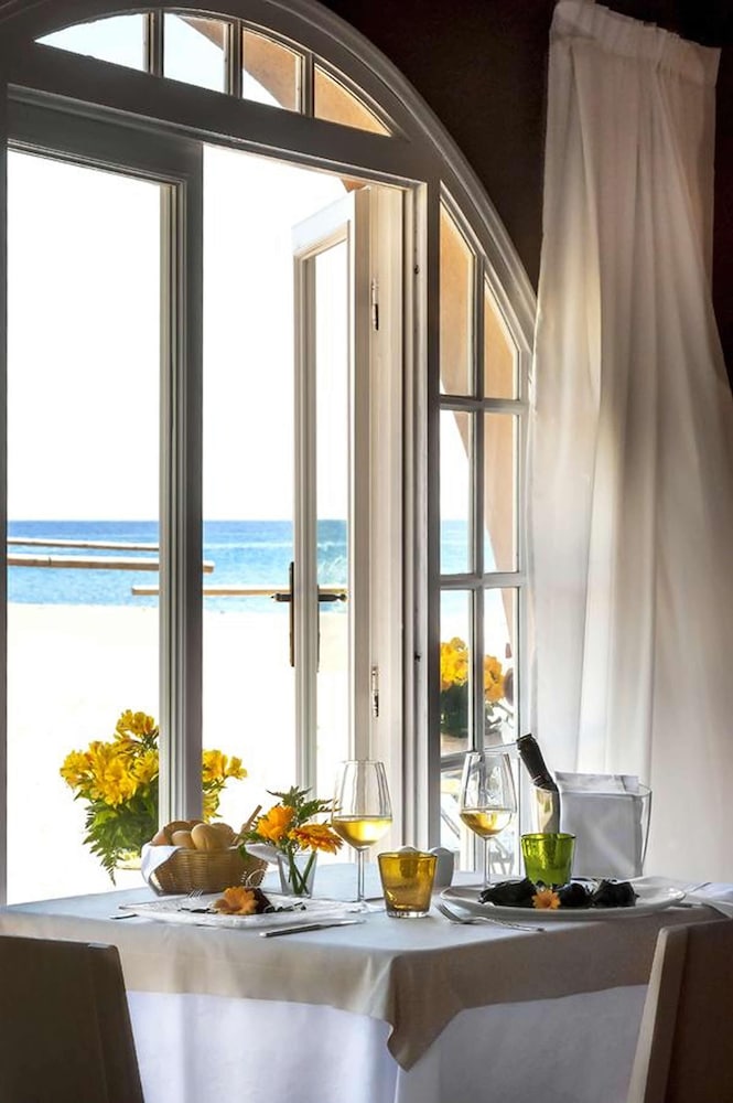 Hotel Riva Del Sole 59/70
