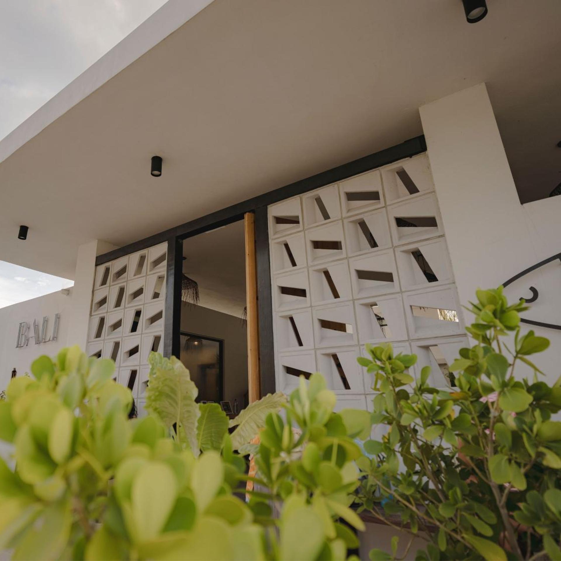 Bali Poshtel PR 2/50