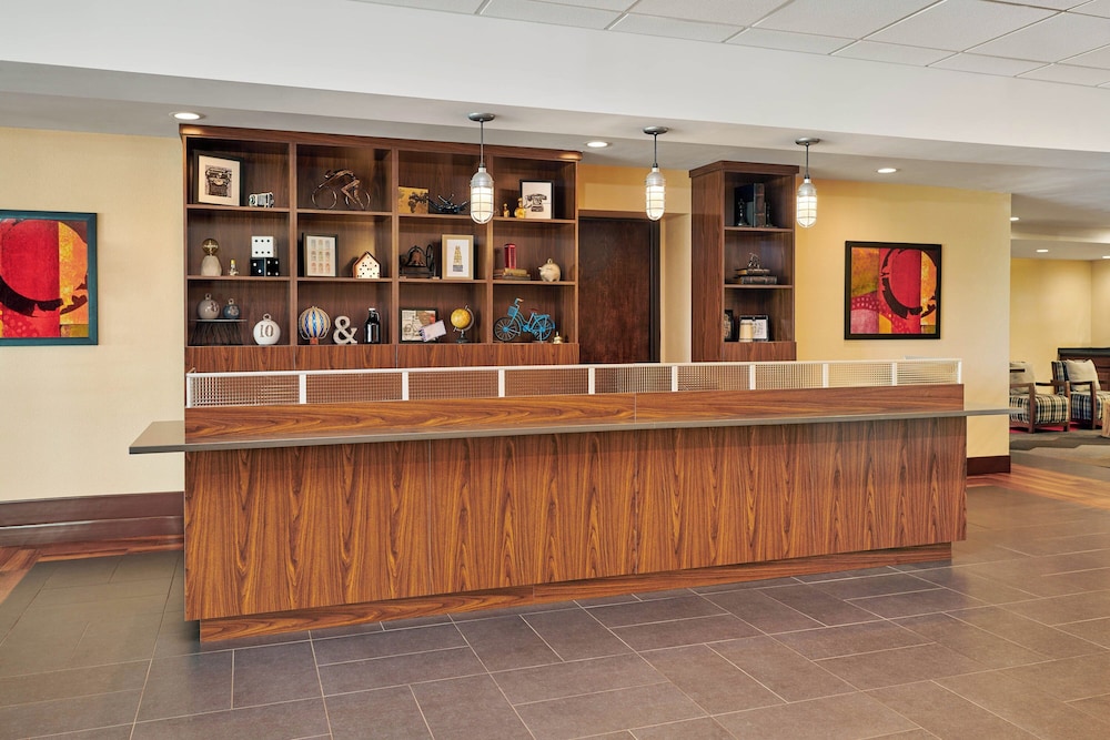 Royle Hotel Milwaukee Airport 6/64