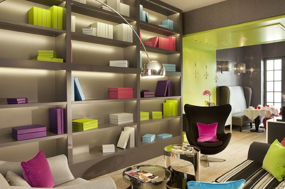 Hotel Le Petit Paris 43/63