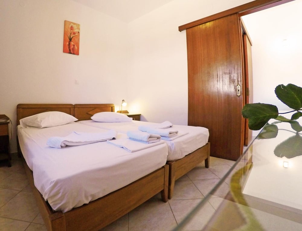 Tarsanas Apartments 25/49