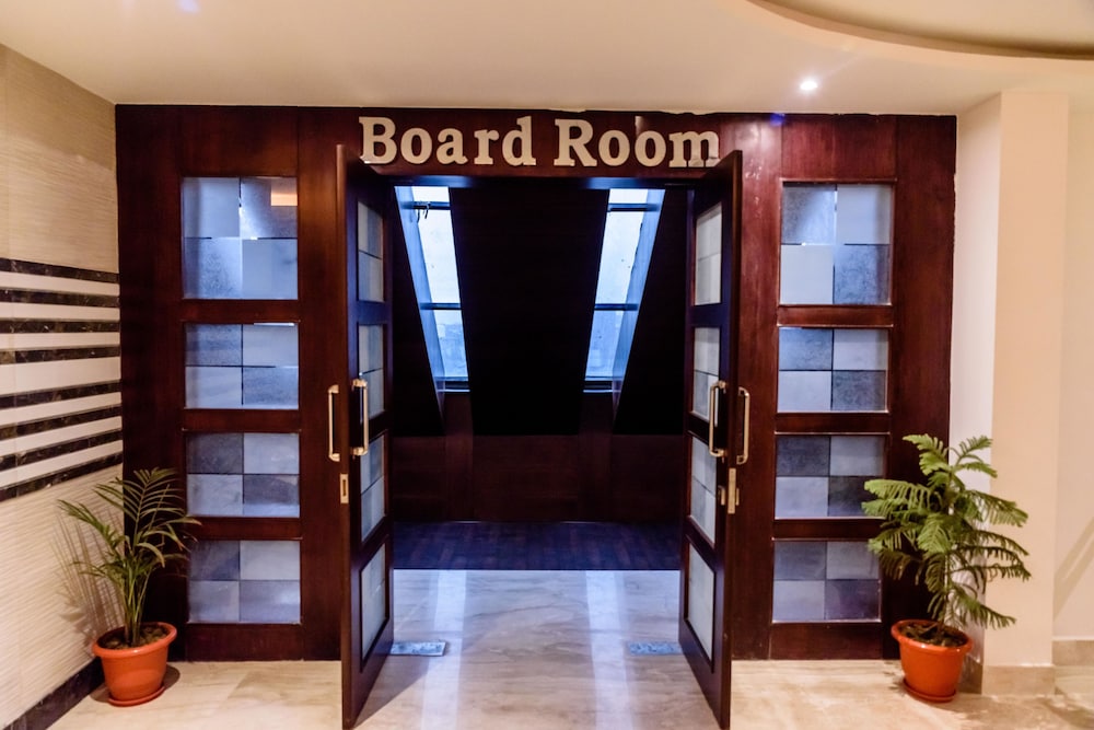 Konark Grand Hotel 5/50
