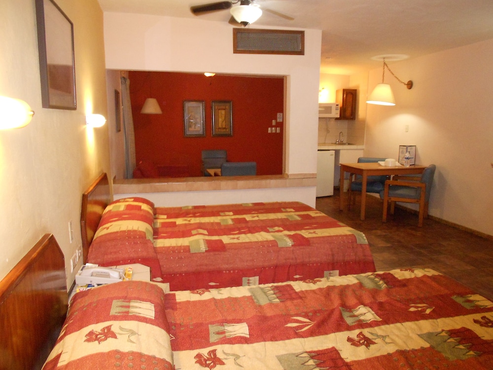 Hotel Suites Kino 9/73