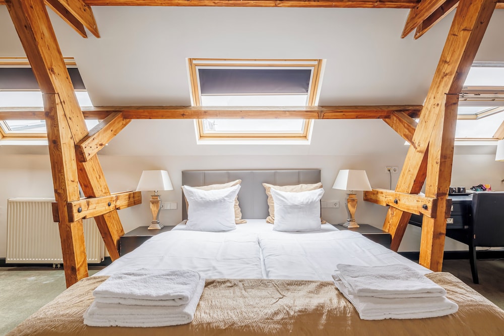 Grand Hotel Alkmaar 6/50