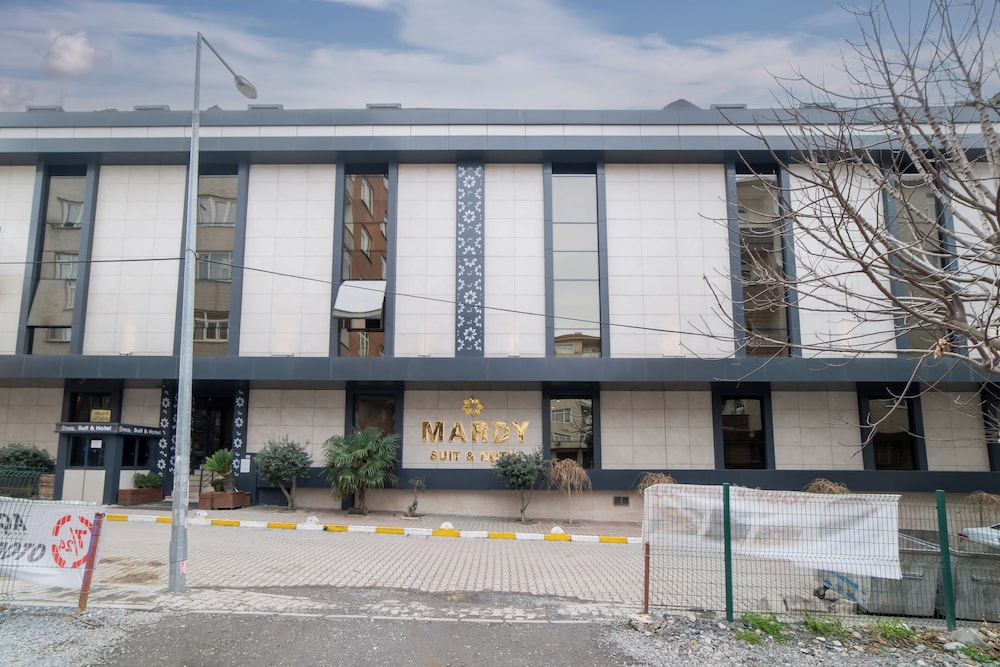 Mardy Hotel 3/47