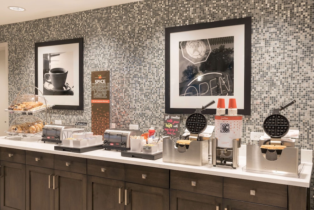 Hampton Inn Suites By Hilton Chicago Schaumburg Il 34/50