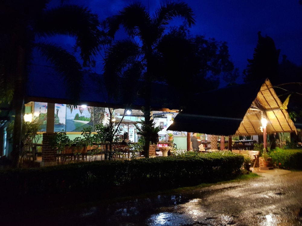 Mild Garden View Resort 53/55