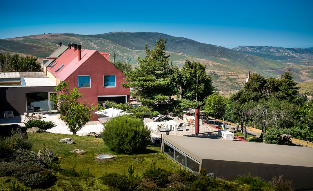 Casa Das Penhas Douradas Burel Mountain Hotels in MANTEIGAS