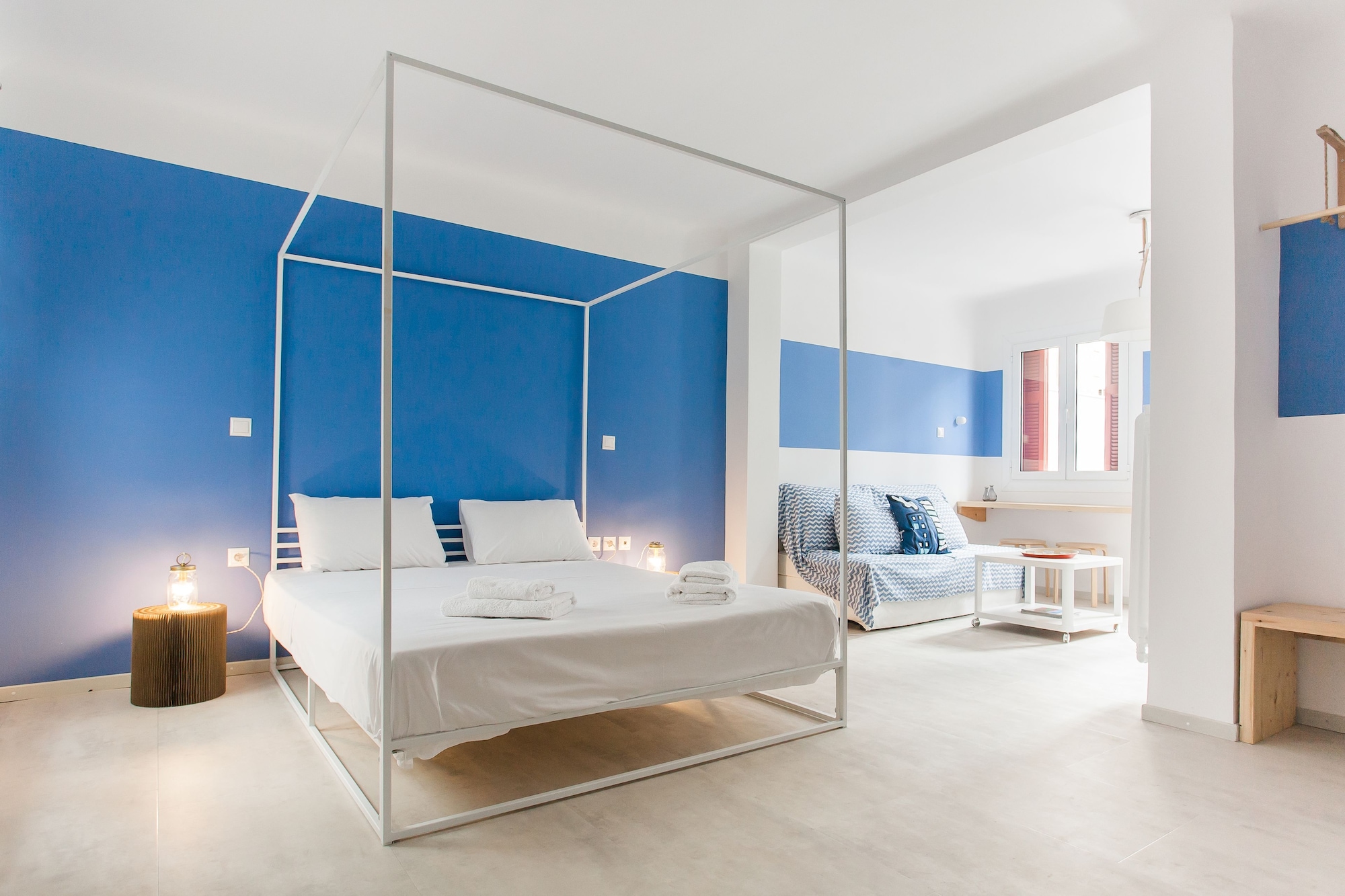STUDIO, APARTMENT
