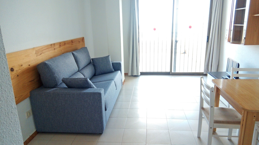 APARTAMENTOS BERNAT PIE DE PLAYA 3000 43/68