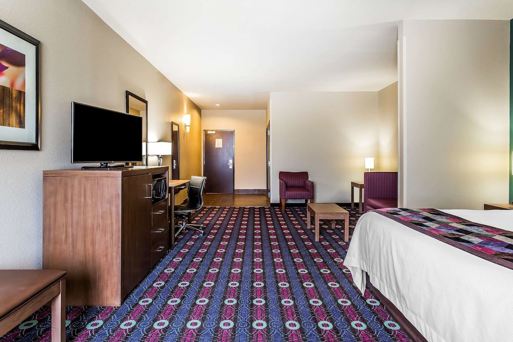 COMFORT INN & SUITES NEWCASTLE - OKLAHOMA CITY 22/47