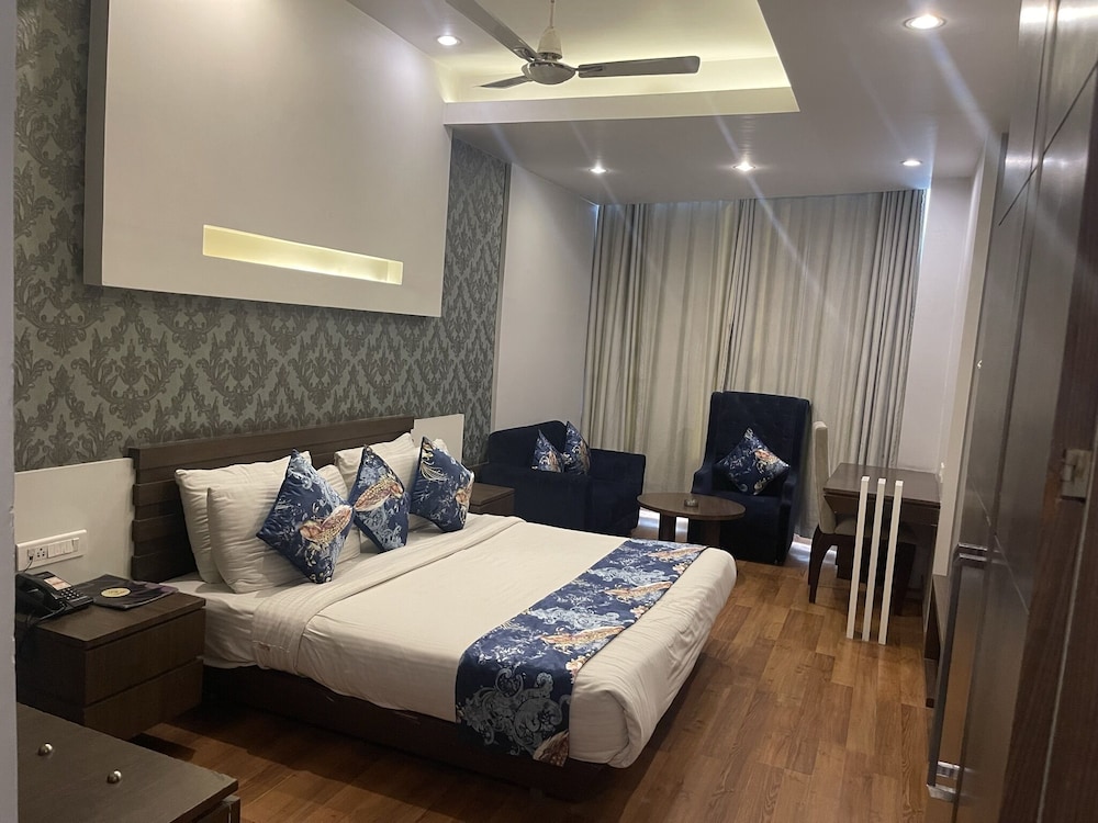 Hotel Narula S Aurrum 17/32