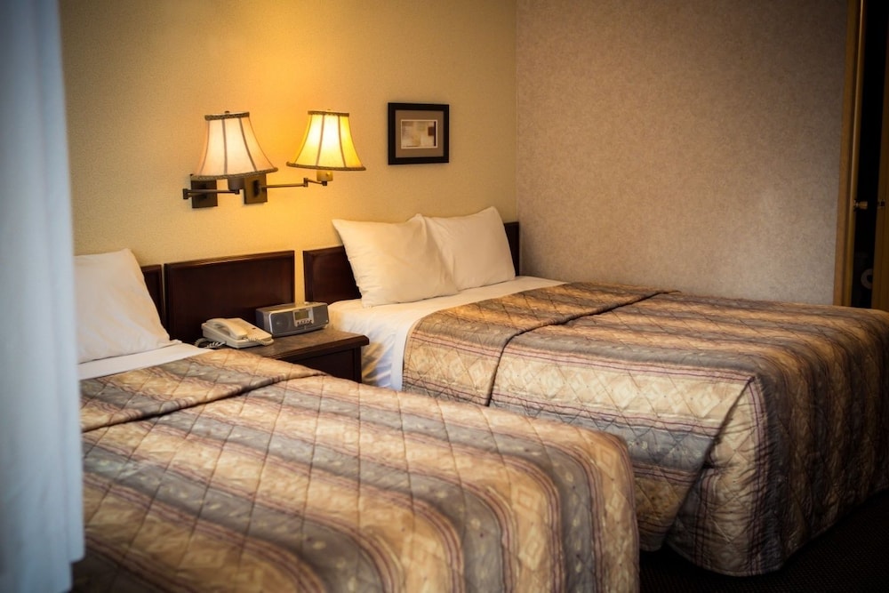 Langley Hwy Hotel 3/25