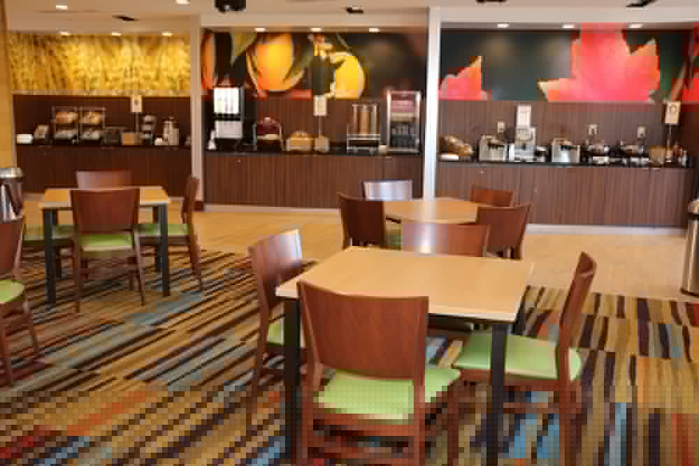 Fairfield Inn Suites By Marriott Bowling Green 29/33