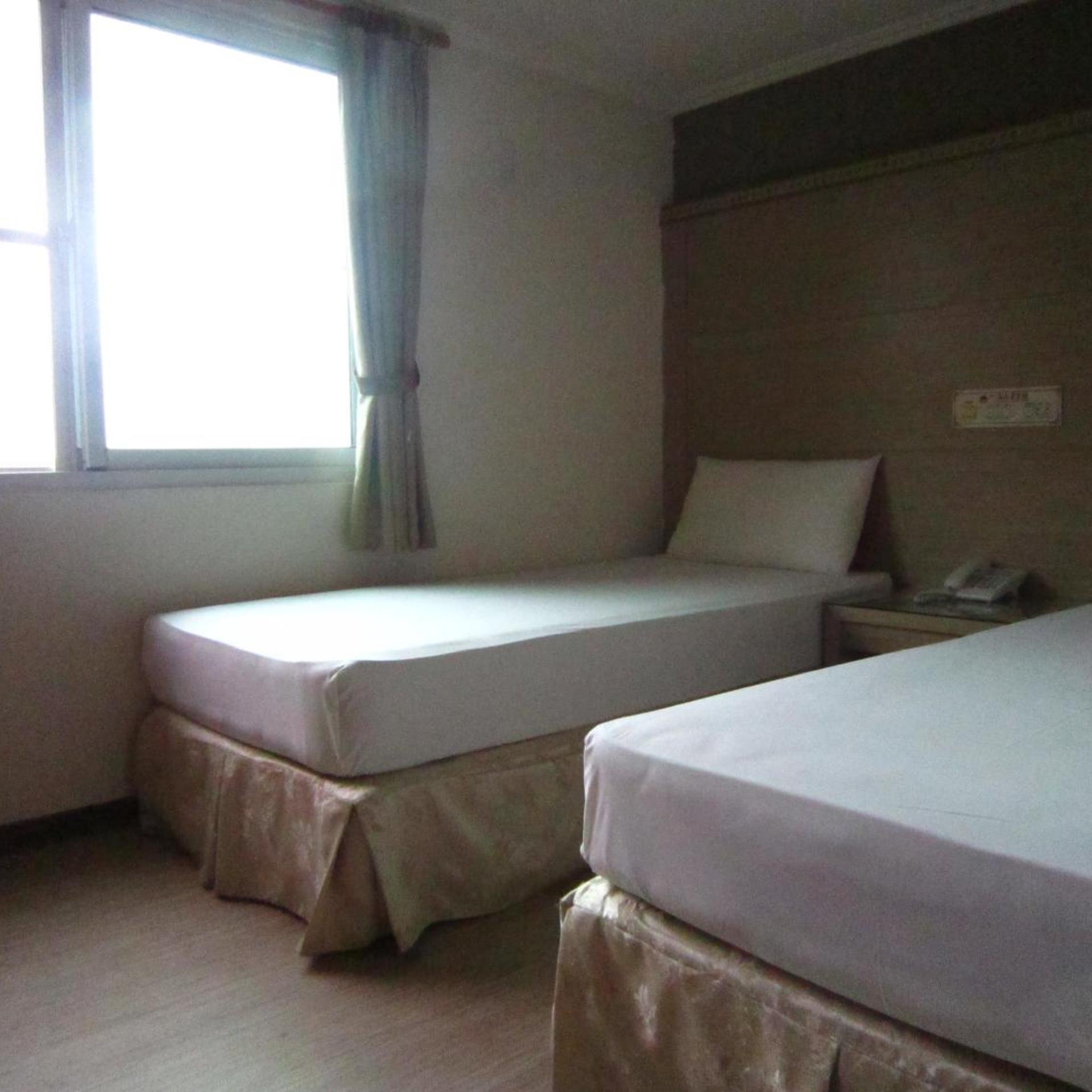 Gau Shan Ching Hotel 12/23