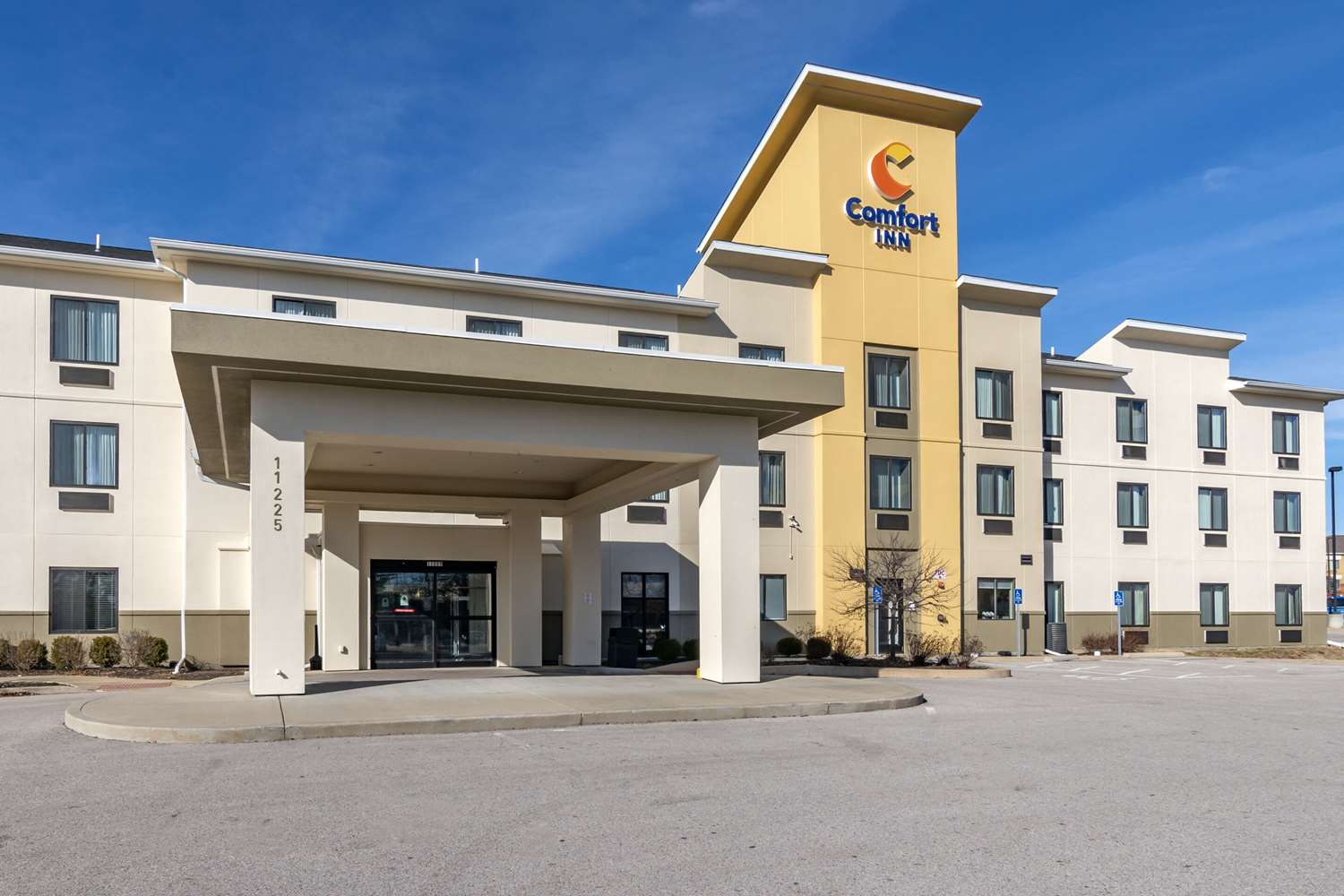 Comfort Inn St. Louis Airport 26/27