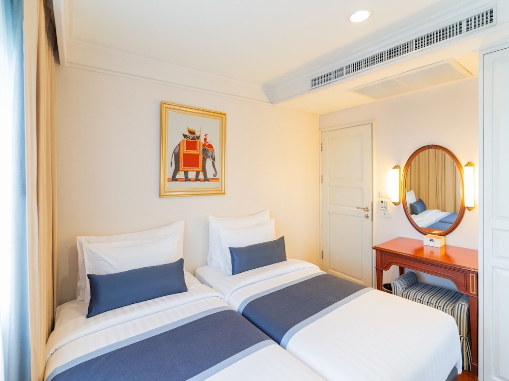 Centre Point Hotel Sukhumvit 10 37/114