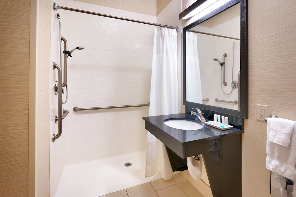 Fairfield Inn And Suites Idaho Falls 6/41
