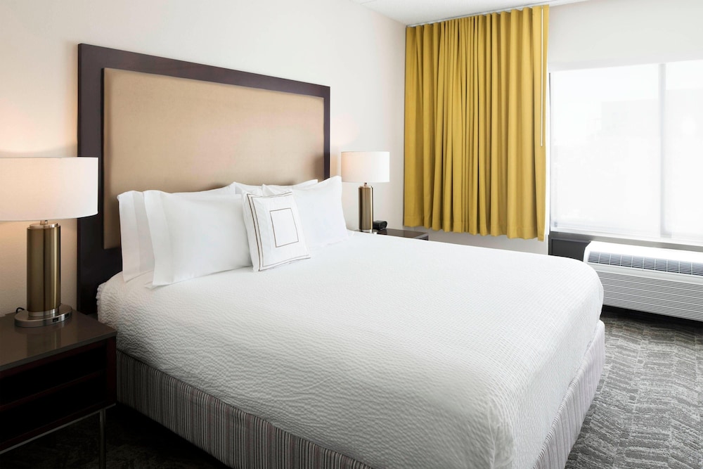 Springhill Suites By Marriott Round Rock 11/34