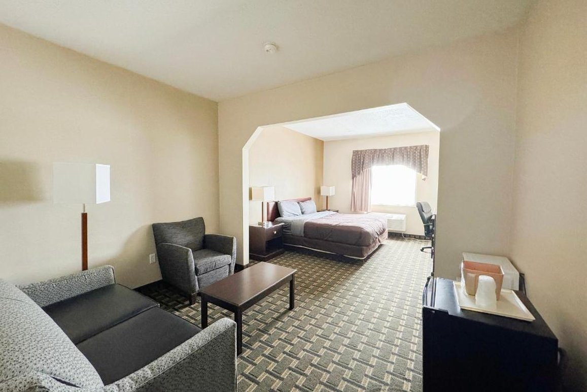 Fairbridge Inn & Suites Batavia - Darien Amusement Park 20/33