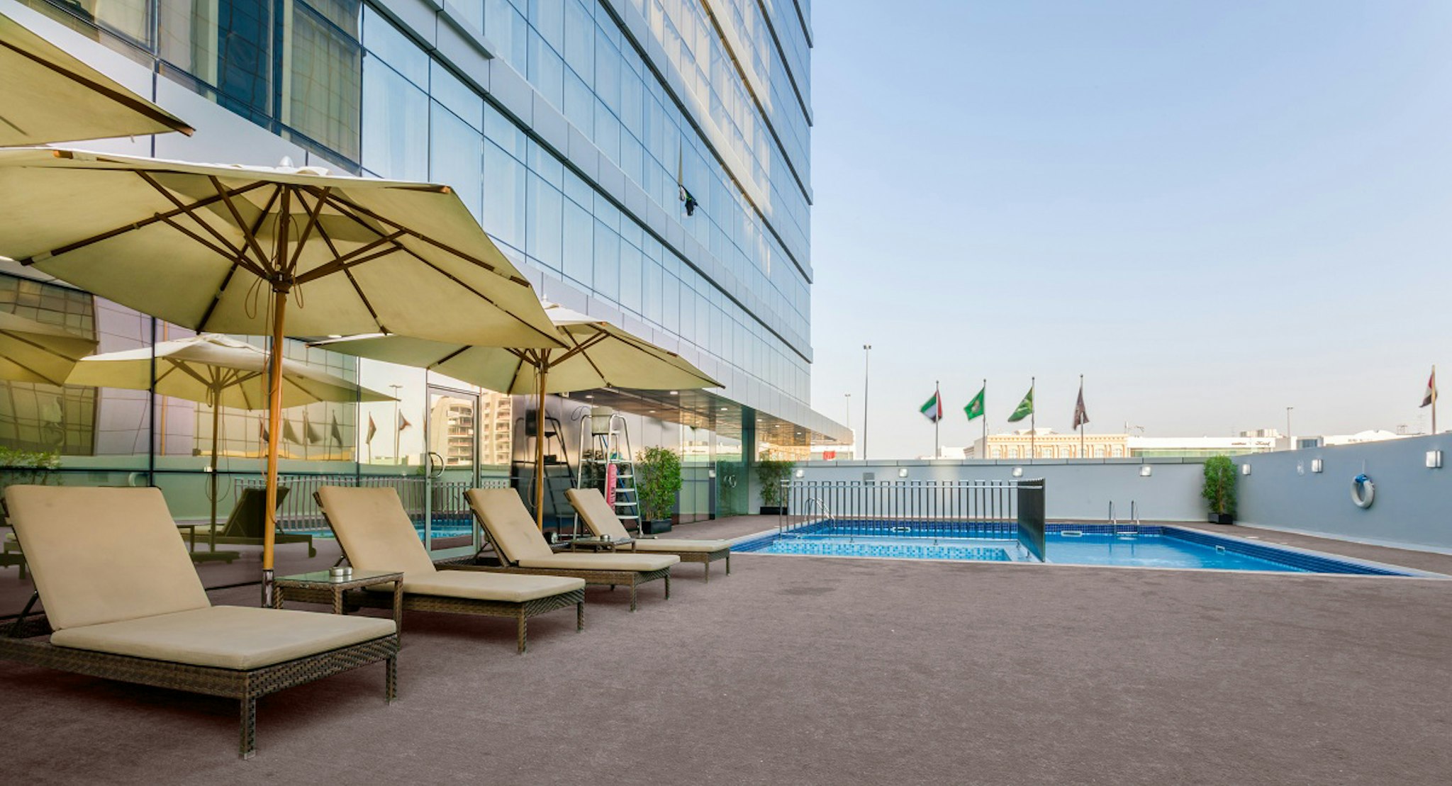 Royal Continental Hotel 16/21