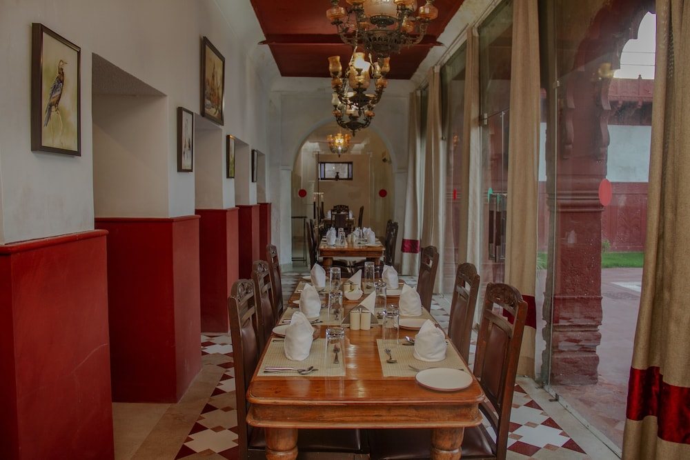 Amritara Chandra Mahal Haveli Bharatpur 38/50