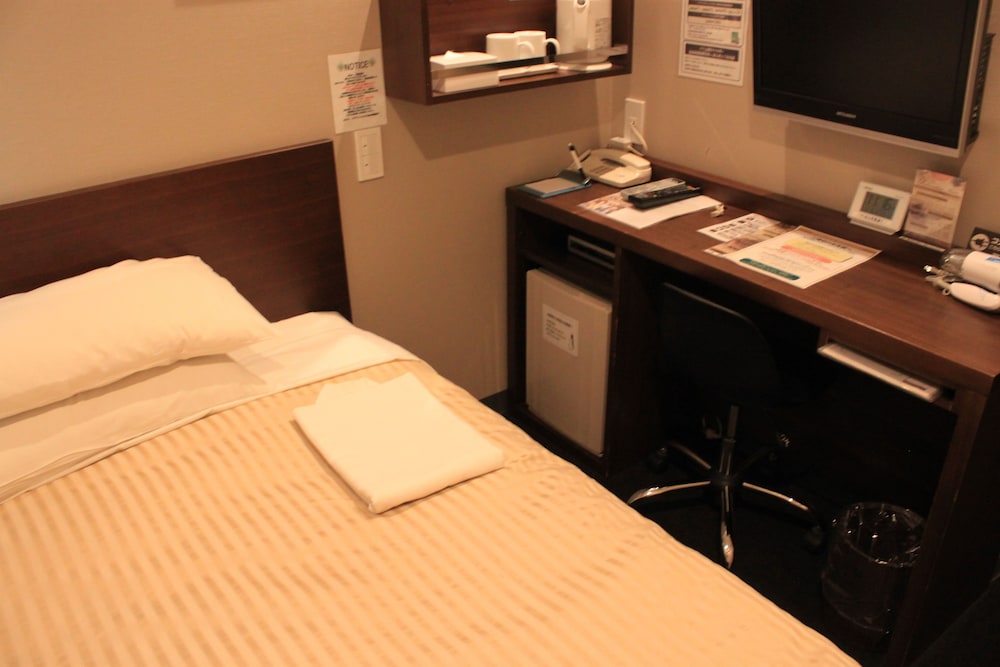 Semi Room, Single Bed