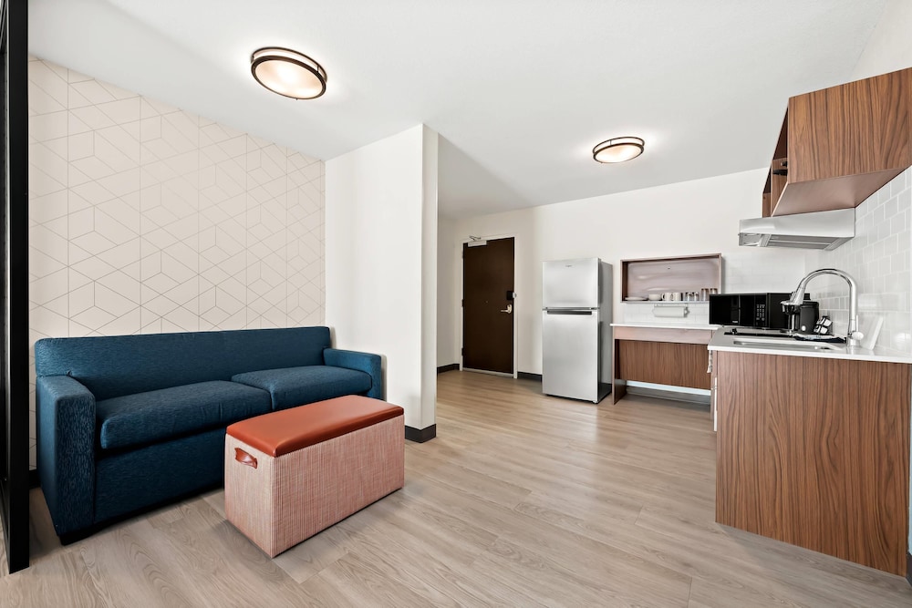 Everhome Suites Huntsville - Research Park 39/60