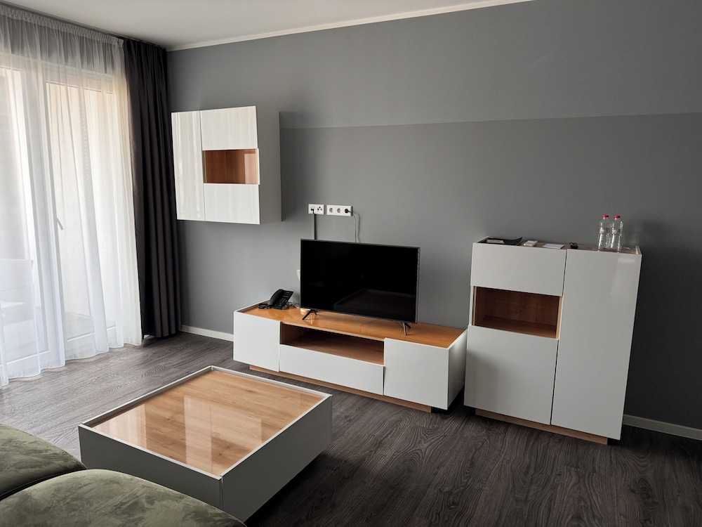 THE ROOMS - Hotel & House 46/58