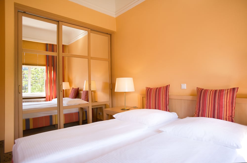 PREMIUM, SINGLE, DOUBLE BED