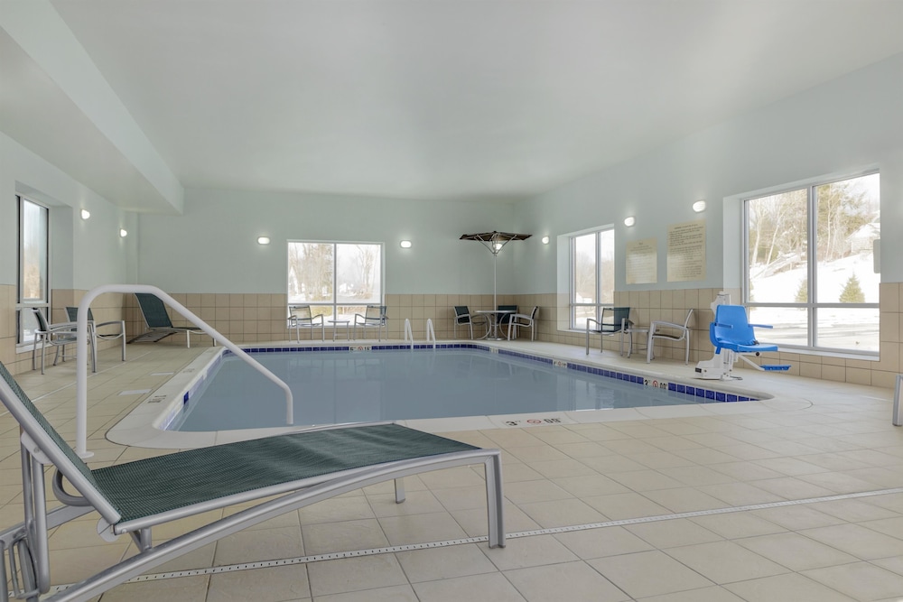 Hampton Inn & Suites Parkersburg Downtown 28/45