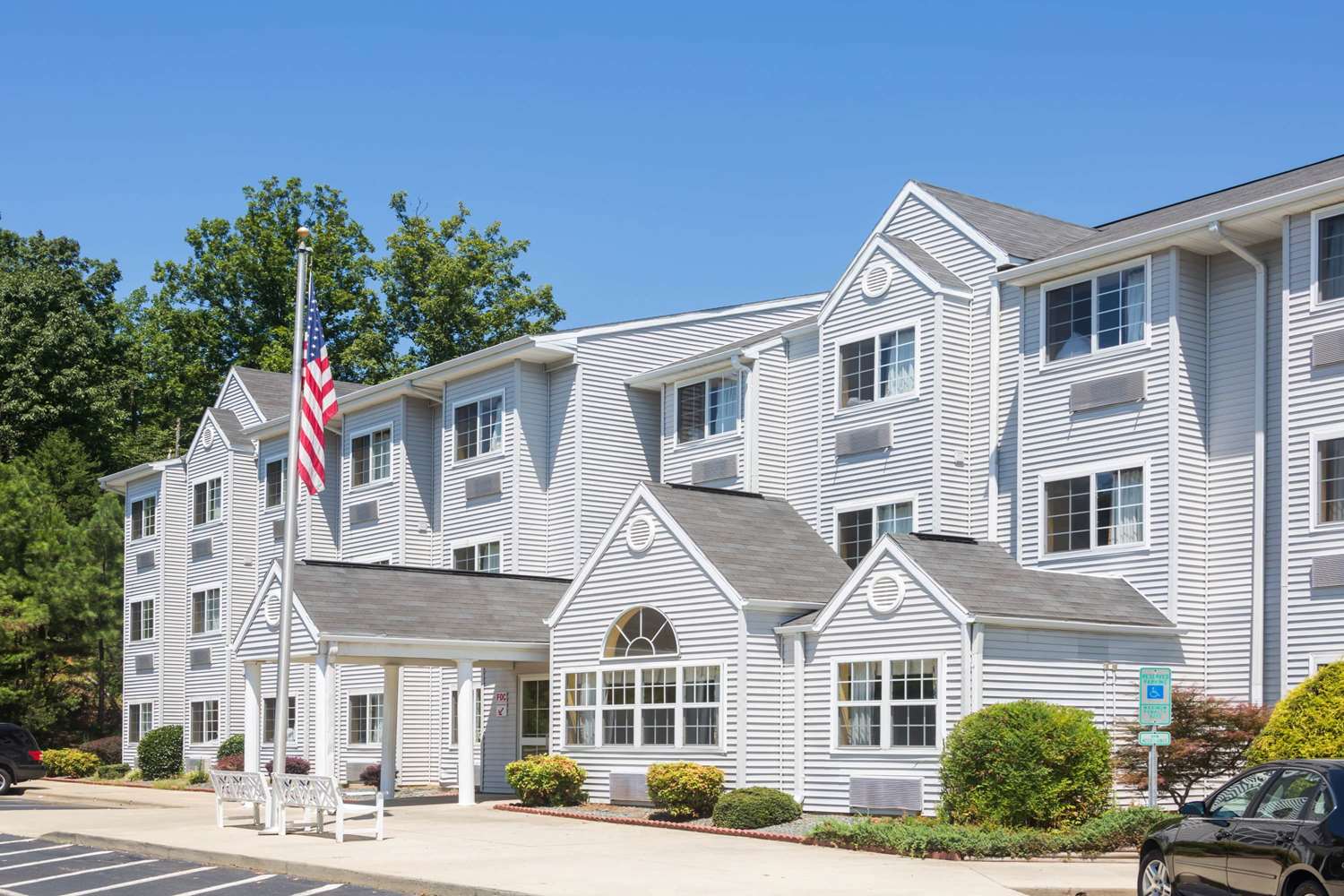 Microtel Inn Suites By Wyndham Hillsborough 4/25