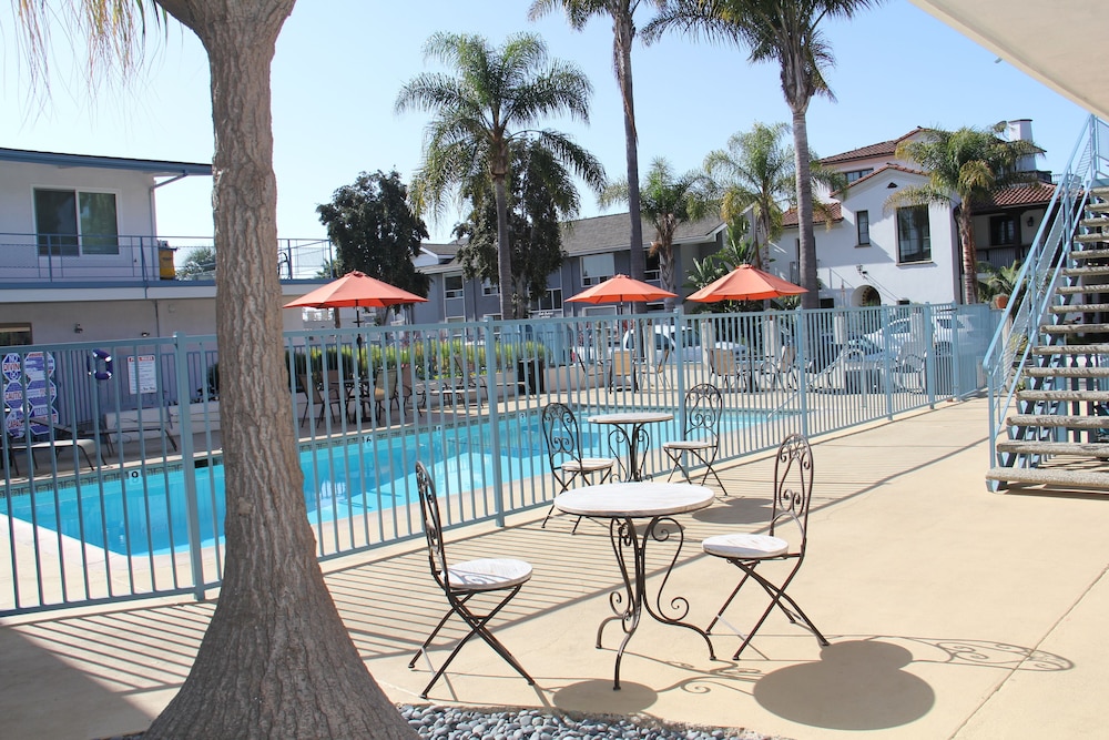 Pacific Crest Hotel Santa Barbara 33/50