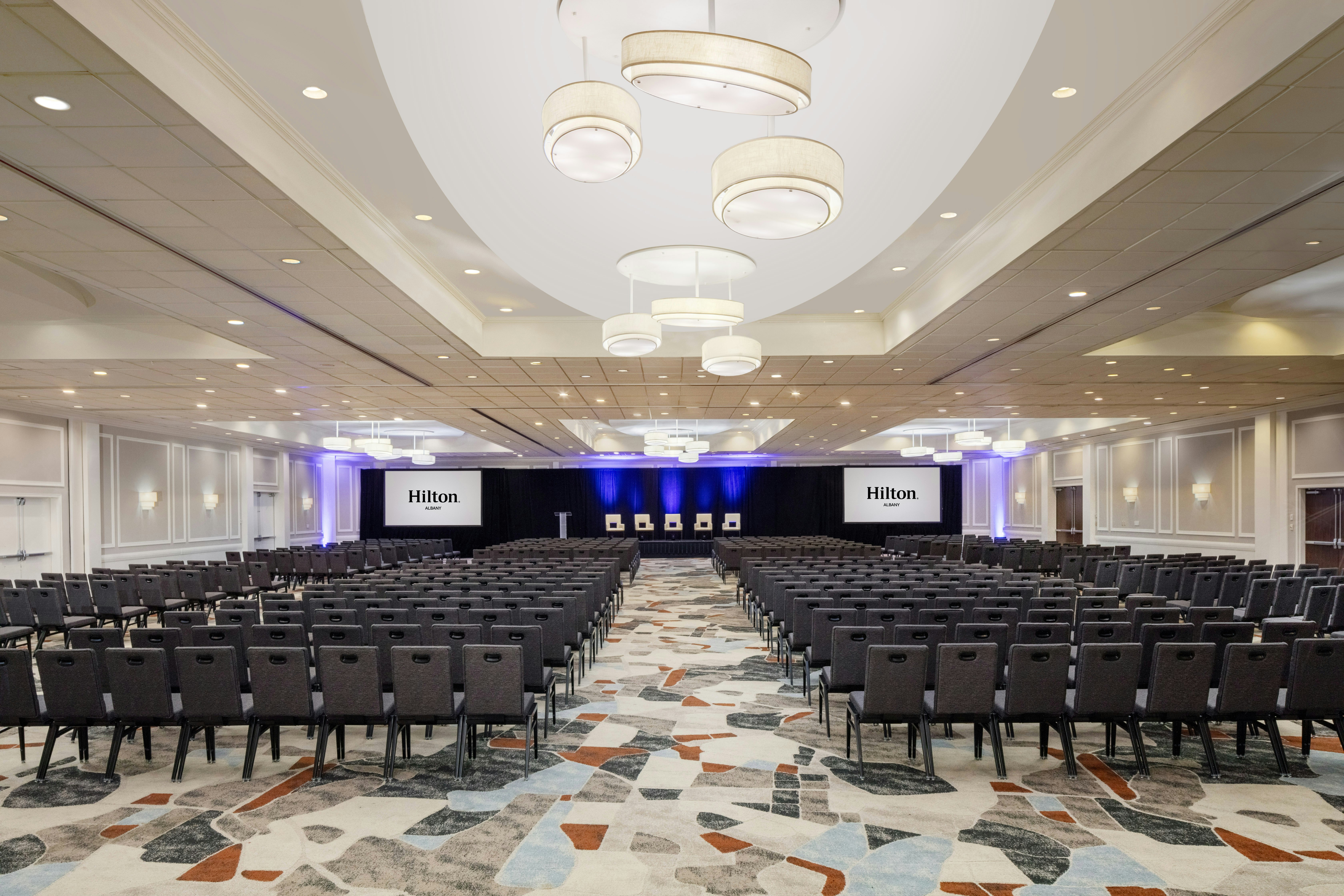 Hilton Albany 75/80