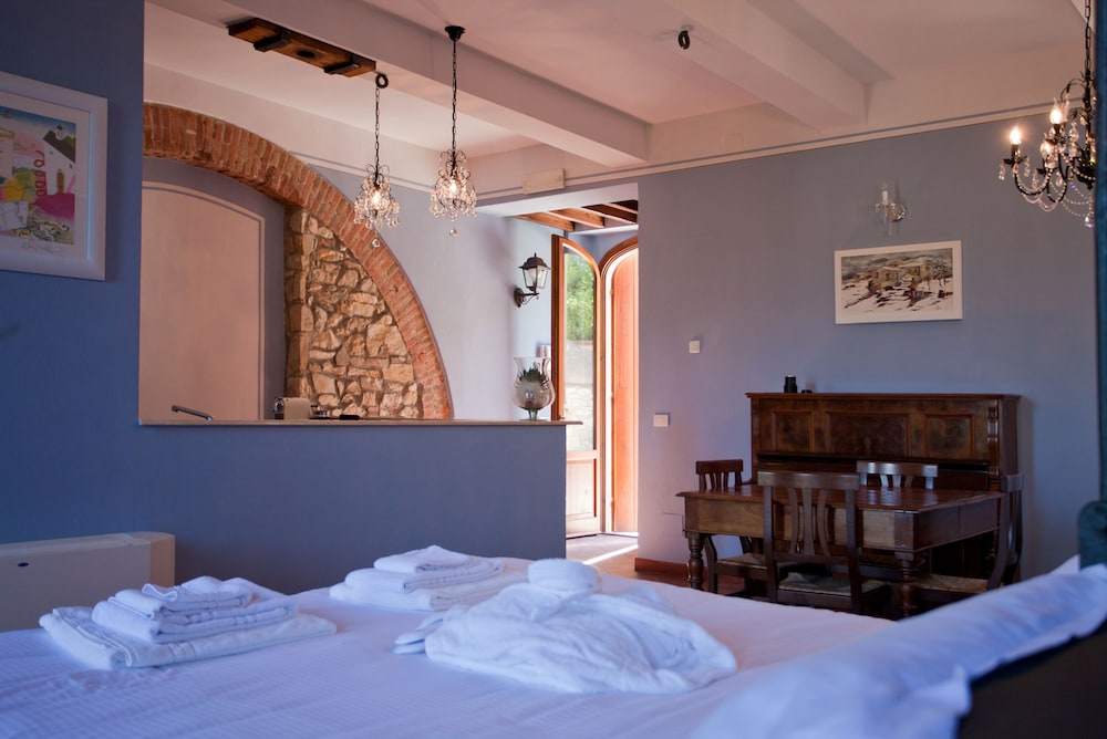 Relais Fattoria Belvedere 21/79