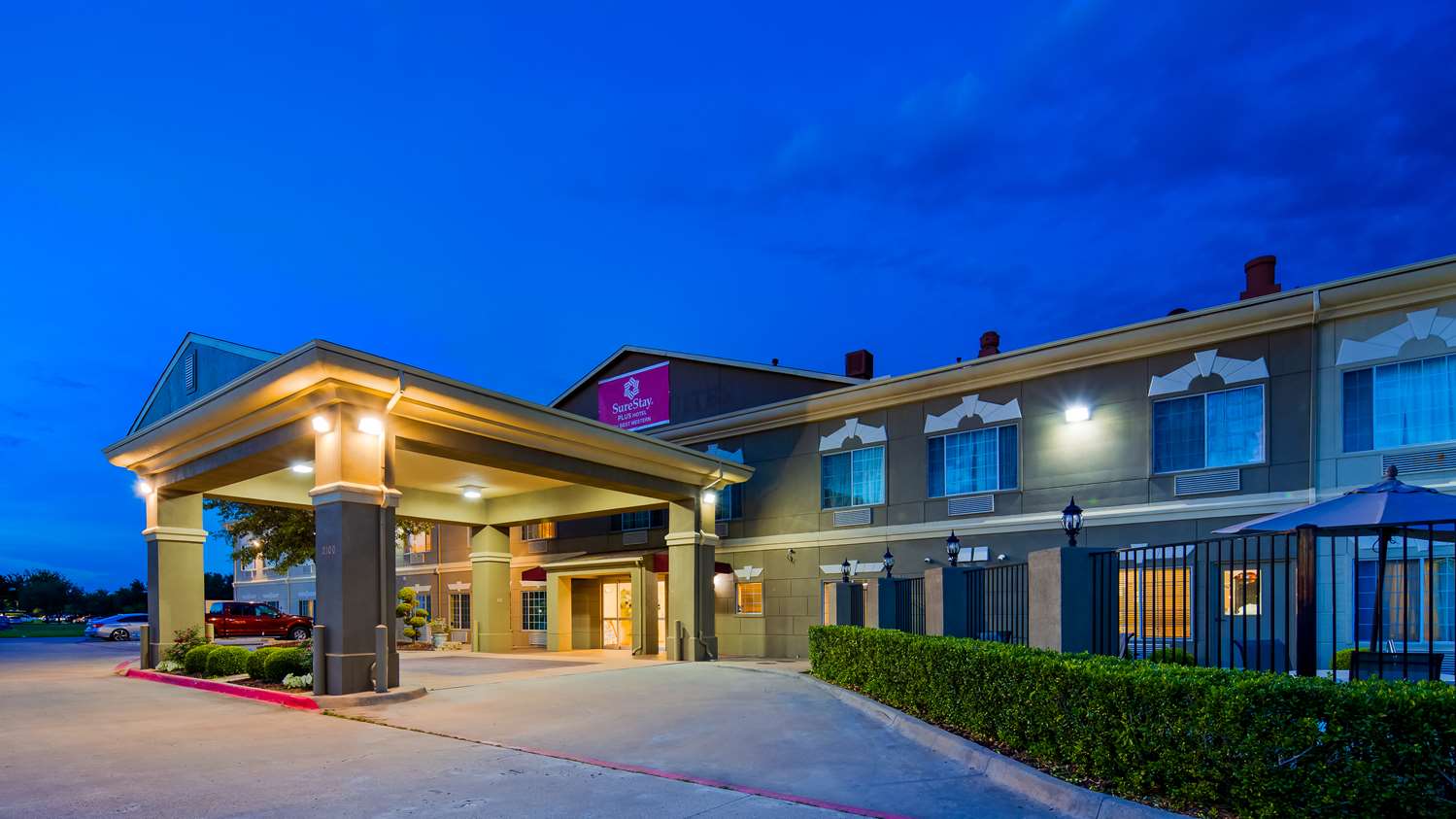 Surestay Plus Hotel By Best Western Mesquite 1/10