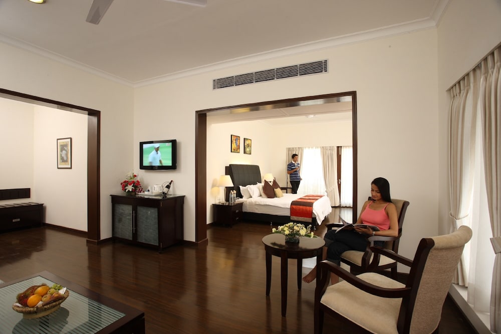 Moksha Himalaya Spa Resort 21/50