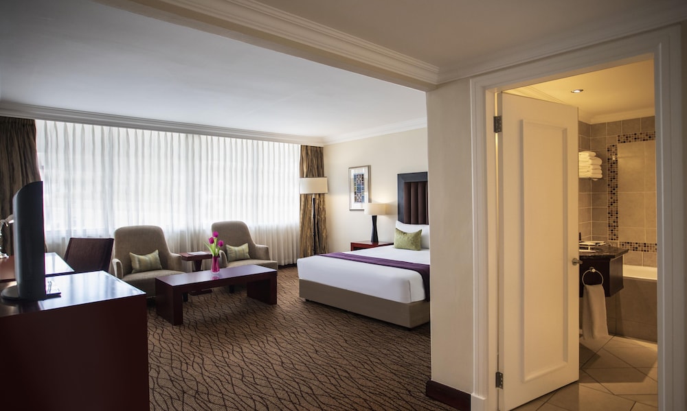 Avani Windhoek Hotel And Casino 32/74
