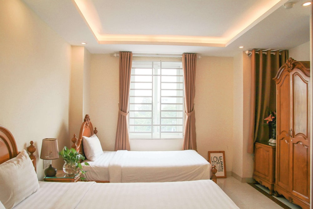 SAZI Erato Hotel - Free Airport & Breakfast 10/39