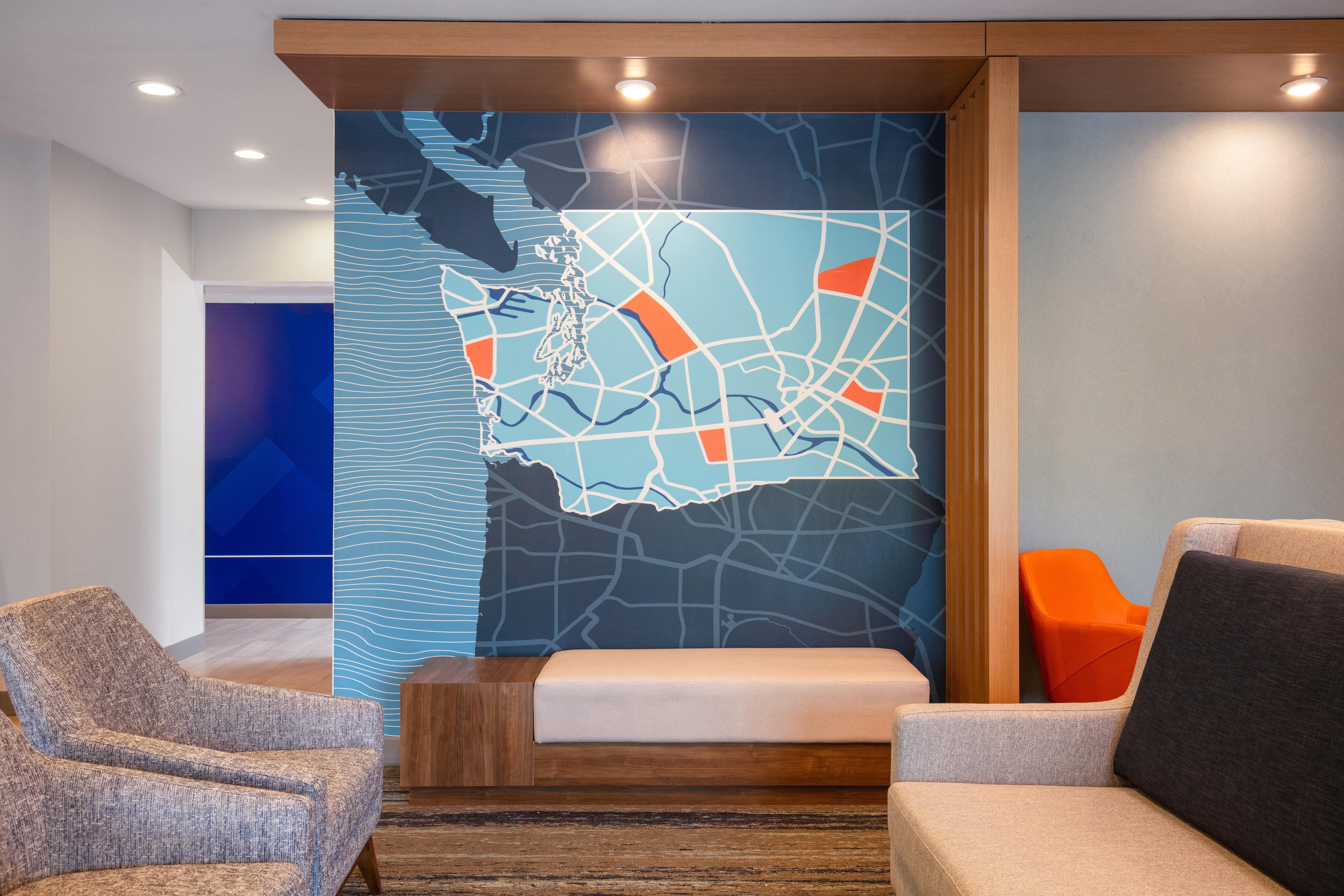 Holiday Inn Express Bothell 32/50
