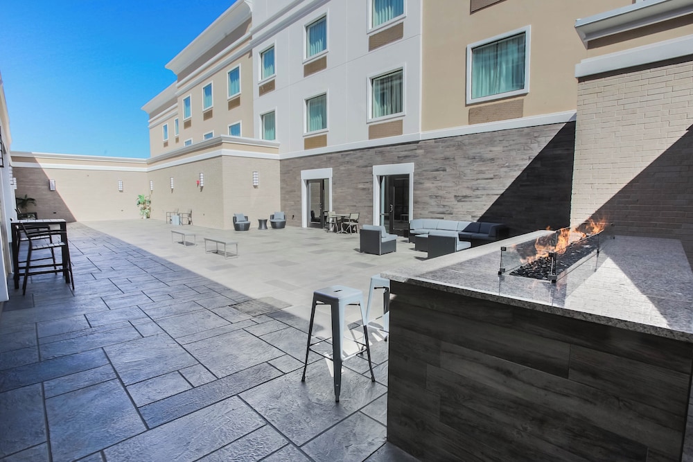 Holiday Inn Longview North 74/80